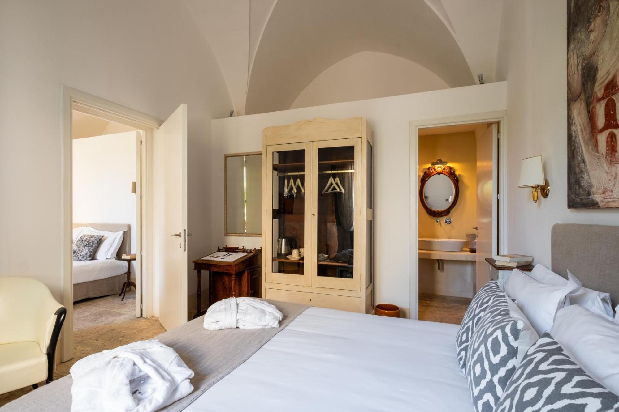 Palazzo Ducale Venturi - Luxury Hotel & Wellness Minervino di Lecce Exterior photo